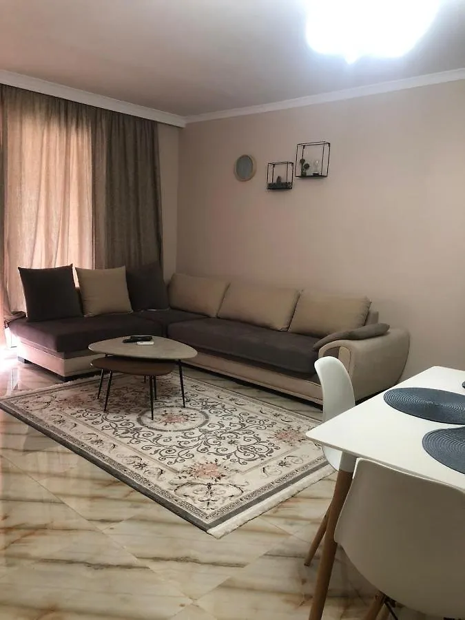 Lägenhet Aroni Home Golem  Albanien